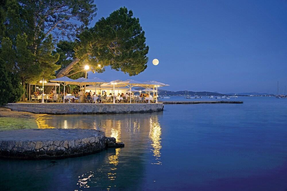 Hotel Illa D'or & Club Apts 4* Sup Port de Pollença